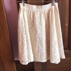 Cream/beige lace skater skirt- like new condition!